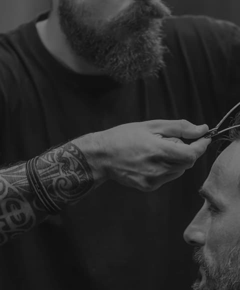 barber is working